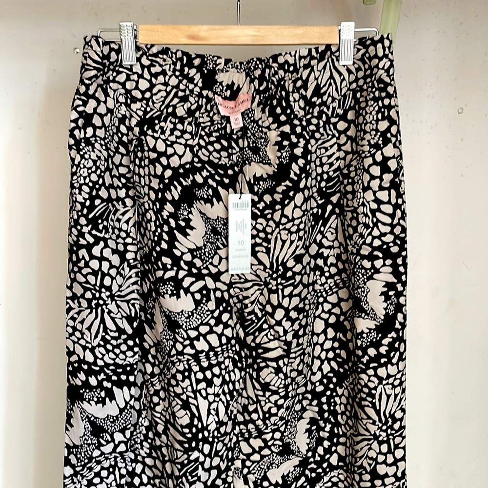 Black Label Chicos silk pants NWT